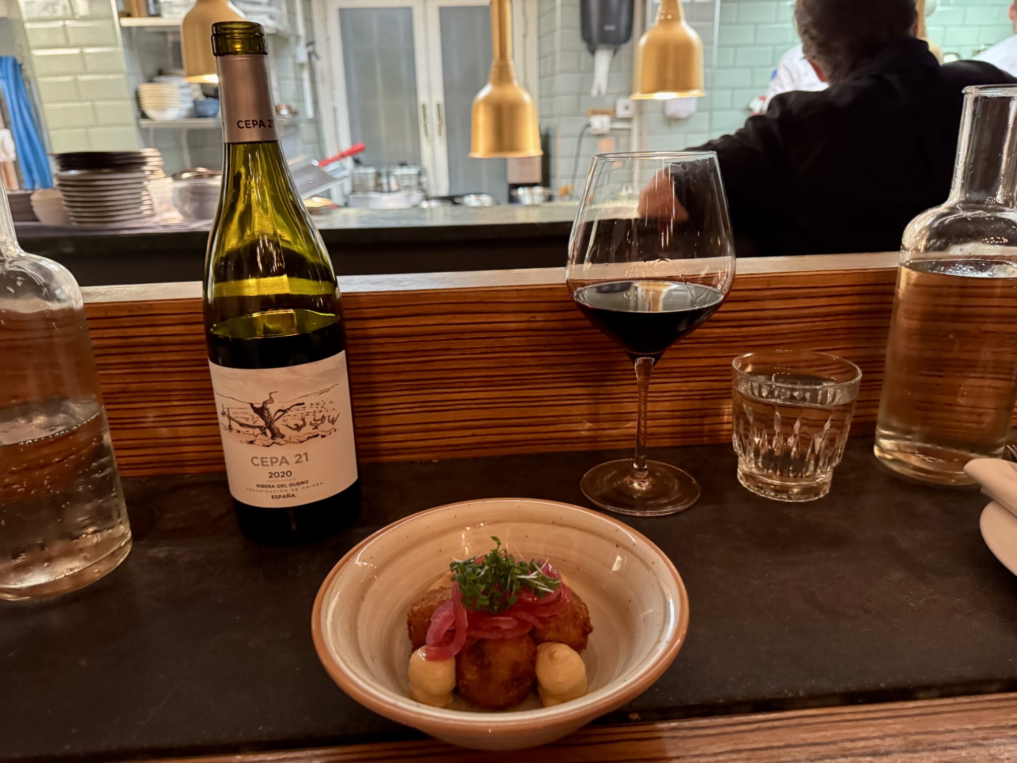 Bar Nombre. Ja, jag har en förkärlek för croqetas som är baslinjen all tapas ska dömas efter. Stäm mig.