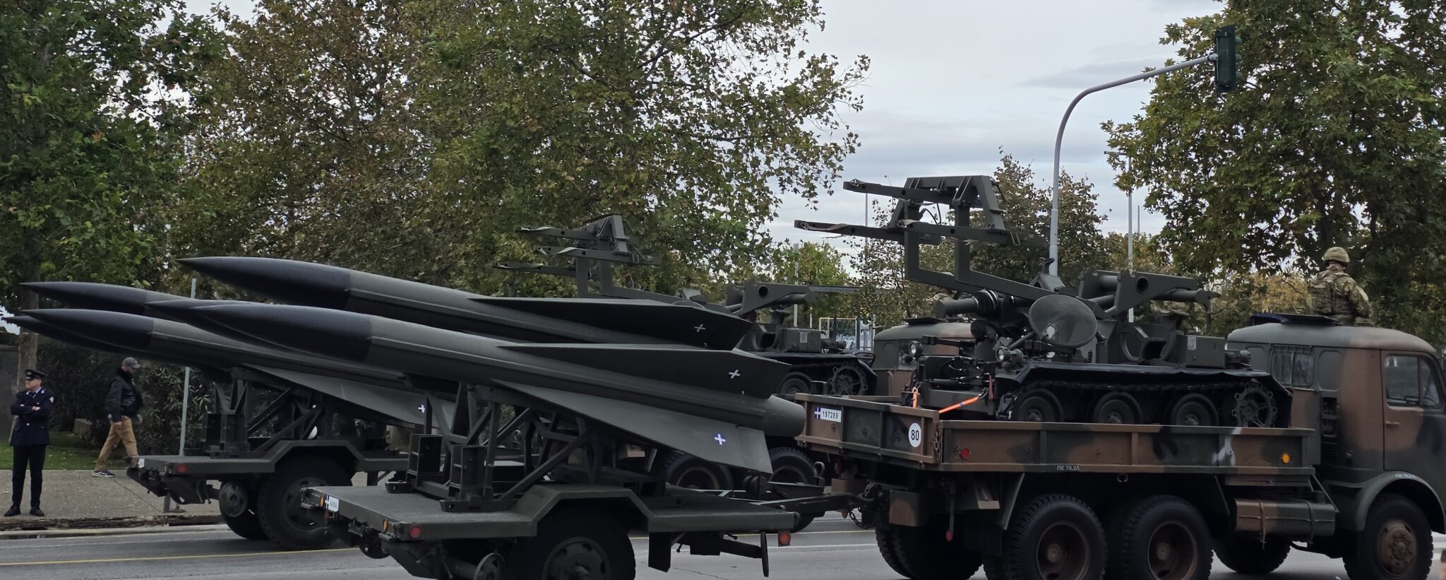 MIM-23 Hawk lavettfordon och robotar. Läsarfoto.