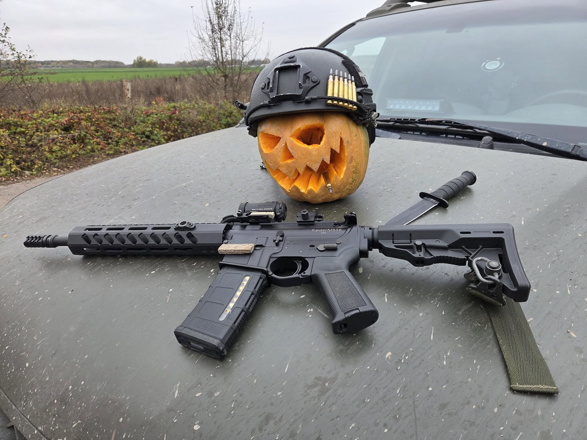 Frontkittad Halloweenpumpa